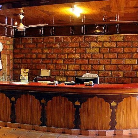 Hotel Sagar Kambam エクステリア 写真