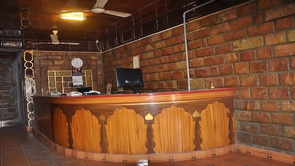 Hotel Sagar Kambam エクステリア 写真