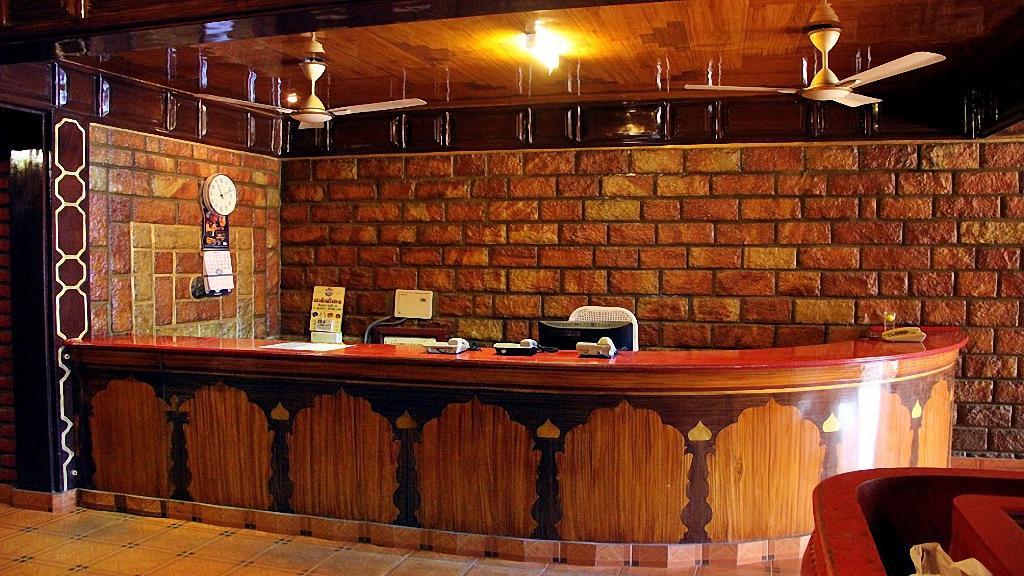 Hotel Sagar Kambam エクステリア 写真